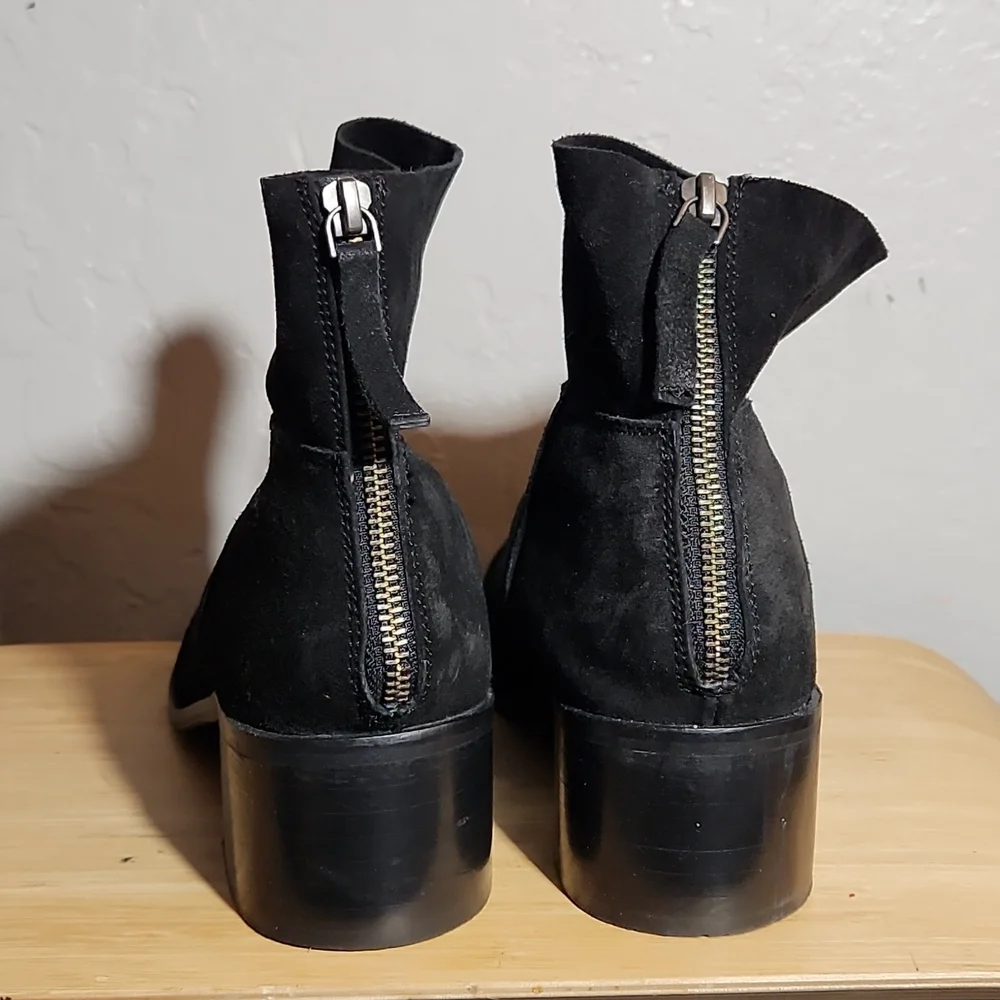 BLACK Suede Studio Heeled Back Zipper Bootie 10